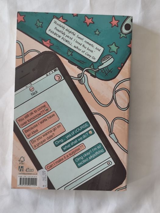 Книги Heartstopper + книга за оцветяване