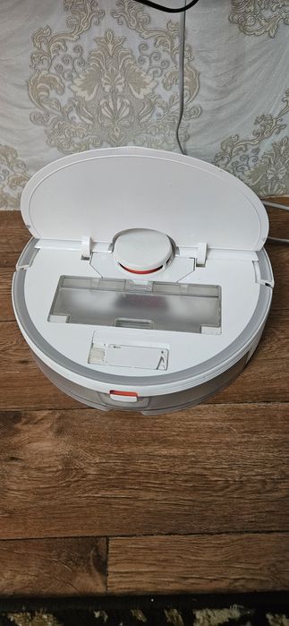 Продается робот пылесос Xiaomi S5