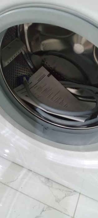 Vând masina spălat indesit