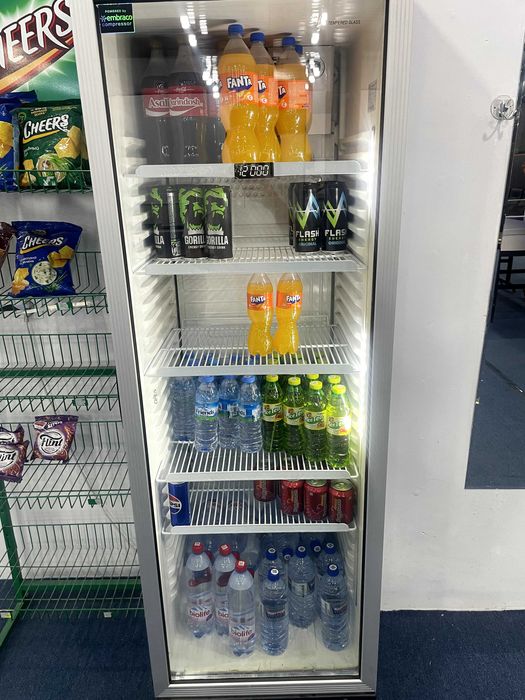 Xolodilnik vetrina, Холодильник витрина