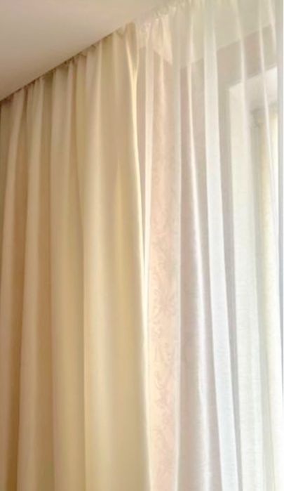 Продам шторы новые
