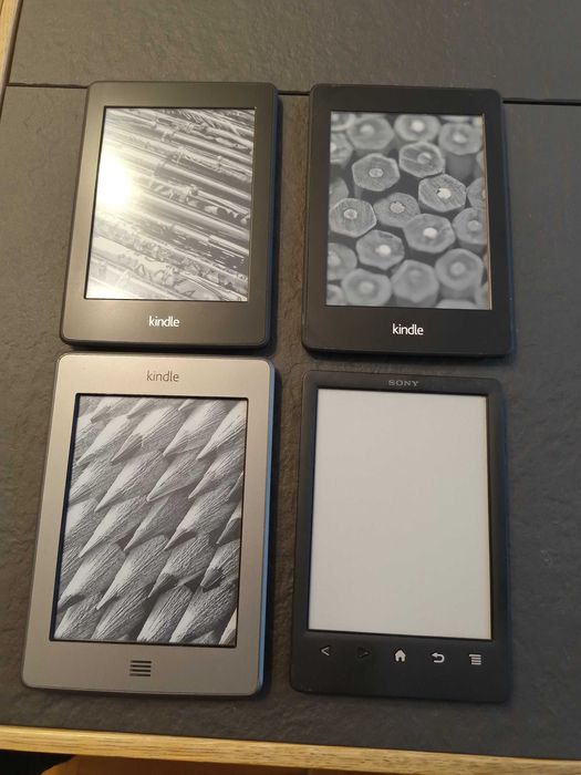 Електронни четци (e-readers)