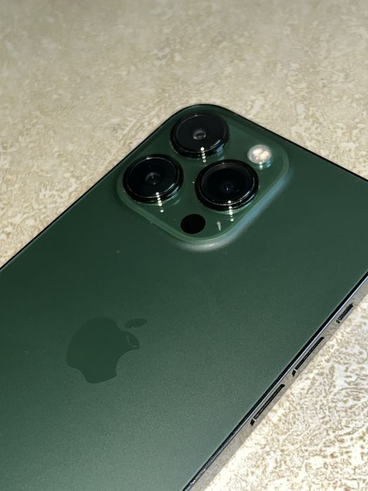Продавам iPhone 13 Pro