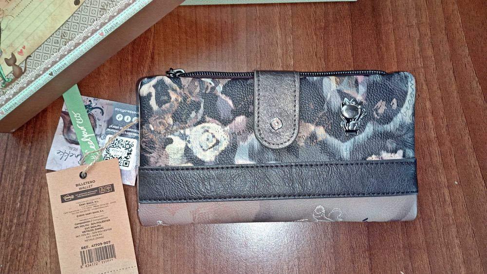 Anekke With Love * Serenade Beverly Hills