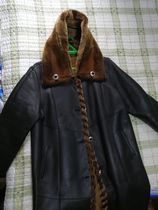 Продам дублёнку оригинал тухрция