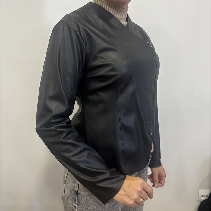 Продам куртку/пиджак кожзам