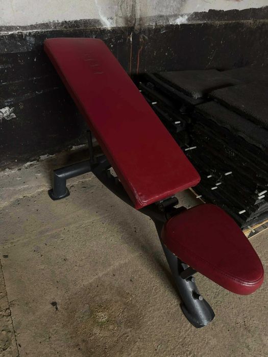 Фитнес уреди и фитнес настилка