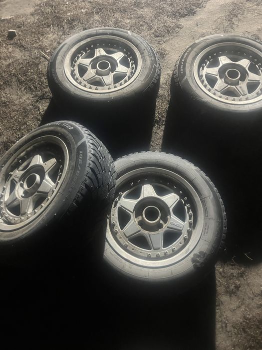 Продам диски с резиной на ауди 80