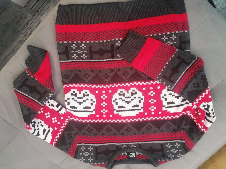 Комплект пантофи и Коледен плетен пуловер