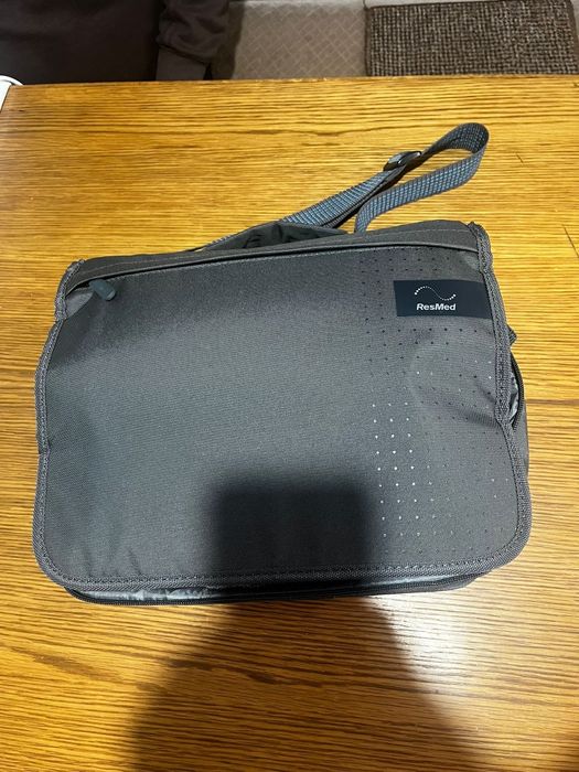 Aparat de respirat pentru  apnee