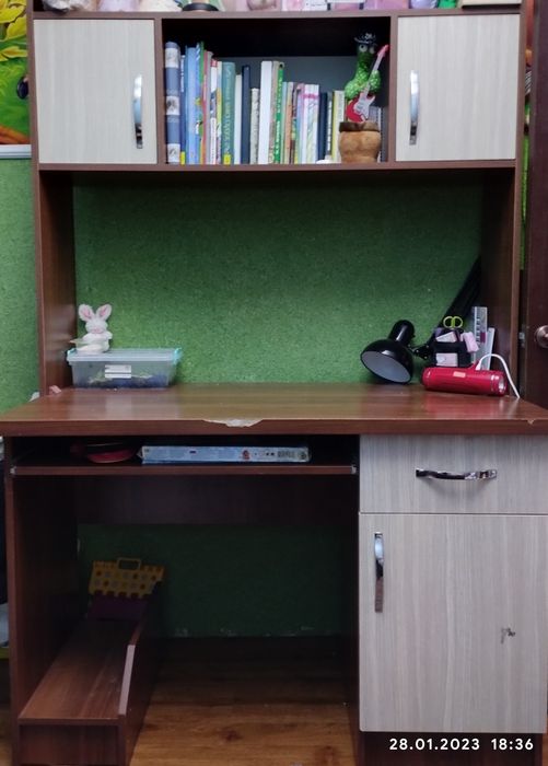 Компьютерный стол