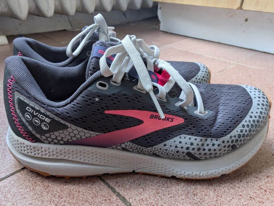 Дамски маратонки, Brooks Divide 3, 37,5