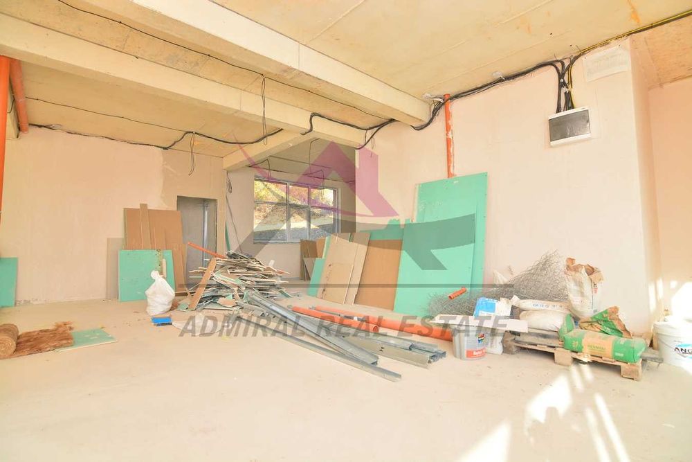 Дава се под наем Офис в Варна, Изгрев - 190 кв.м за 1700 € - Снимка #3