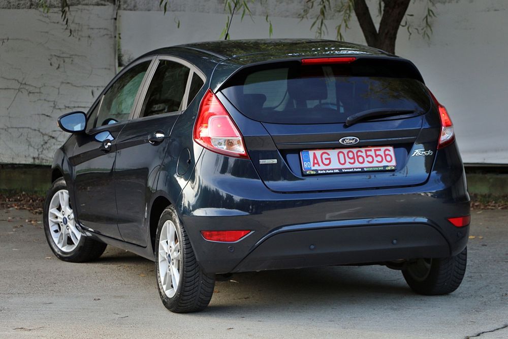 Vand Ford Fiesta Titanium 2017 Euro 6 Navigație Clima Xenon Led Rate