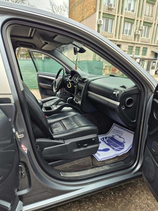 Porsche Cayenne 4.500