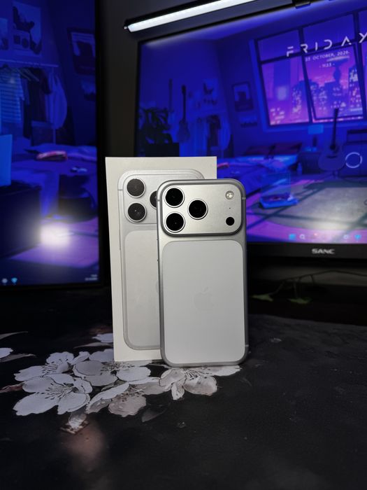 Iphone 17 pro 100% акб 256gb в отличном состоянии