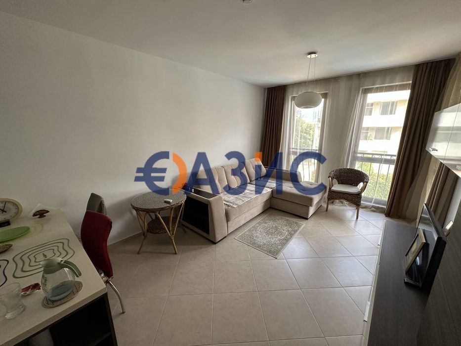 Продава се Двустаен апартамент в к.к. Слънчев бряг - 60 кв.м за 1584 €/кв.м - Снимка #9