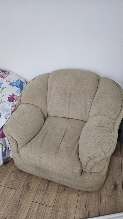 Продам два кресла