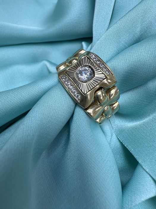 Золотая печатка 585