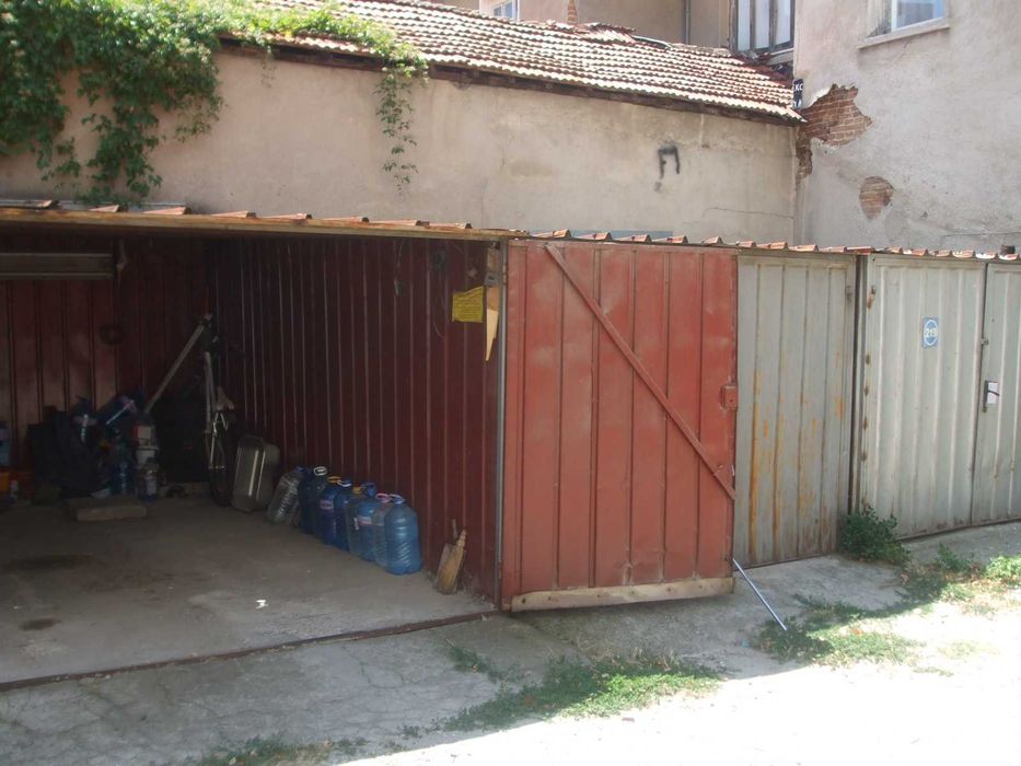 Гаражна клетка от LT ламарина