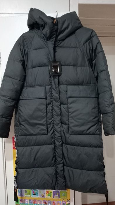 Торг. Срочно Продам зимний пуховик размер XL( 48) большимер