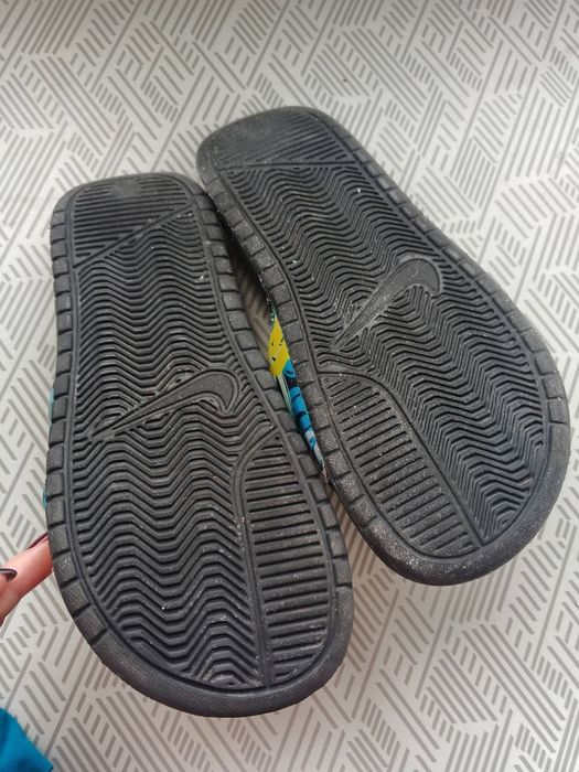 Летни обувки Nike 39 номер, унисекс дизайн