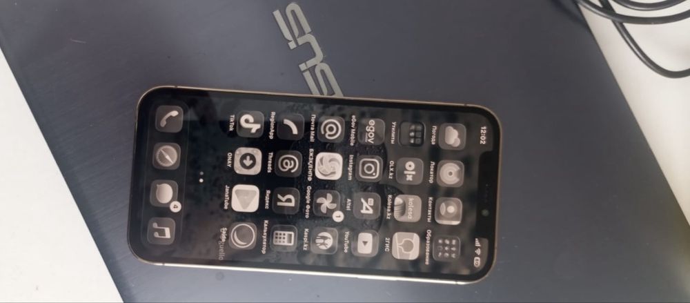 Iphone 12pro продажа.