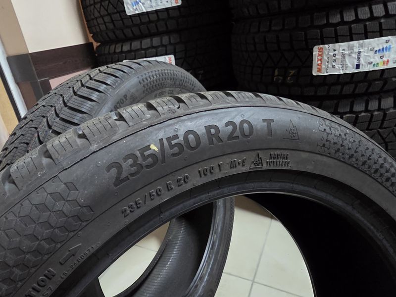 255/45/20//235/50/20 Continental