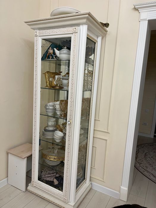 Продам горку сервант