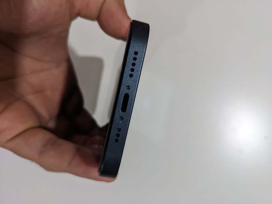 Продам iPhone 13 256 Гб