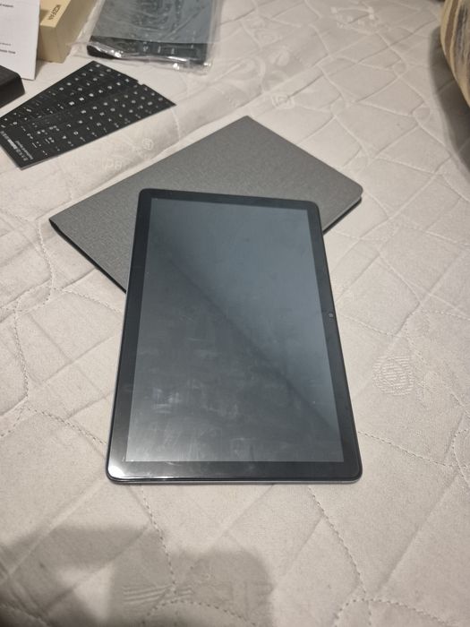 Таблет 10.1” WOZIFAN + Клавиатура + Аксесоари – ПЪЛЕН КОМПЛЕКТ