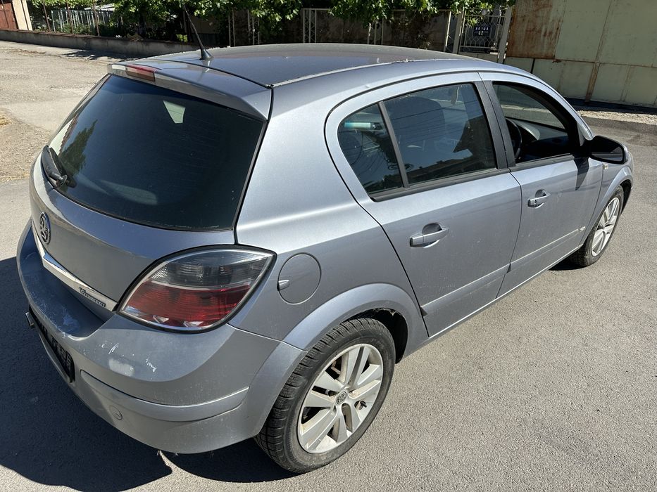 Opel Astra H 1.6 i на части