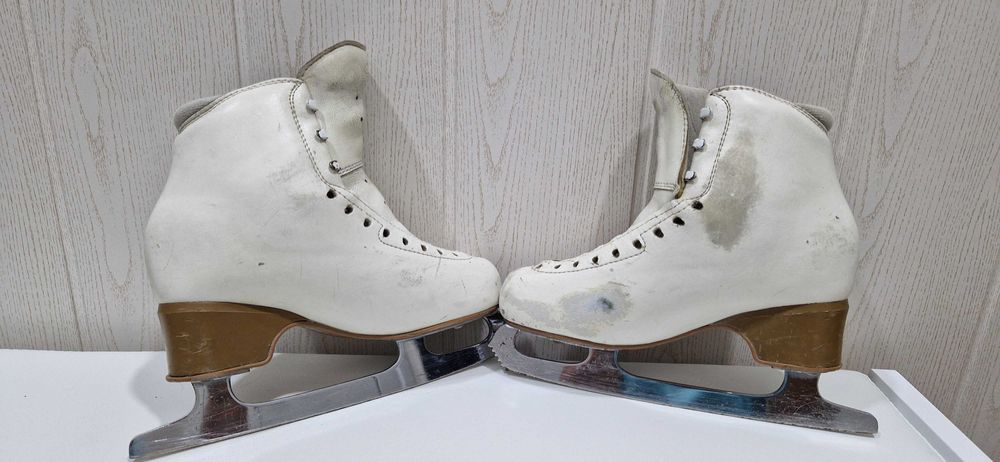 Кънки за фигурно пързаляне Edea Overture 235