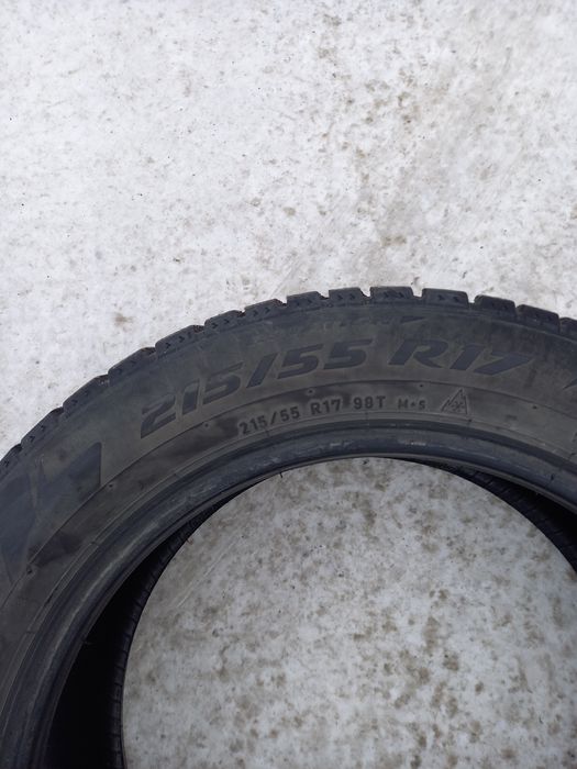 Продам одну шип.резину 215/55/17  PIRELLi  ICE ZERO