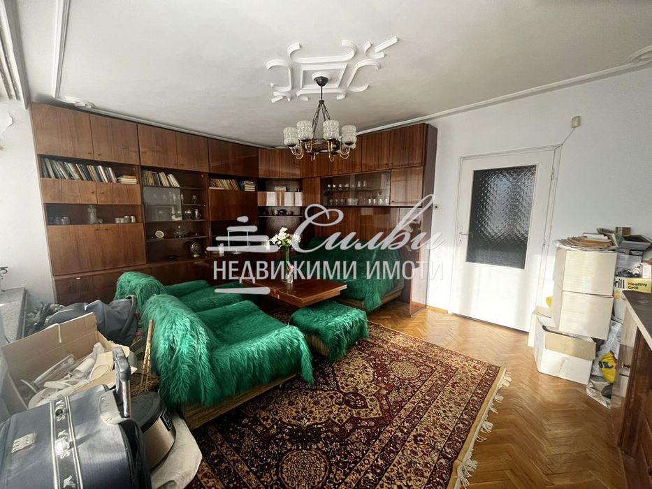 Продава се Многостаен апартамент в Шумен, Куршум чешма - 150 кв.м за 614 €/кв.м - Снимка #1