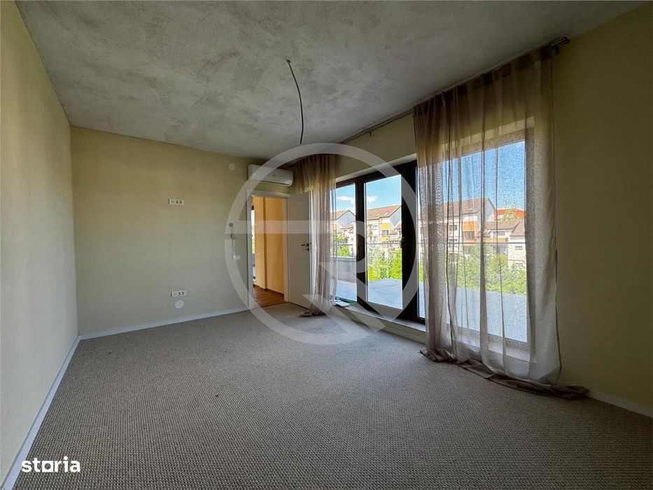 Apartament Tip Penthause 3 camere,103 mp + 2 terase ,situat pe strada