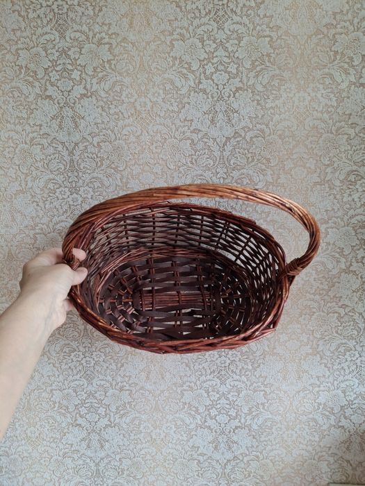 Продам небольшую корзину