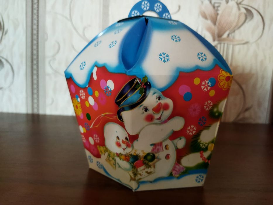 Новогодние коробки