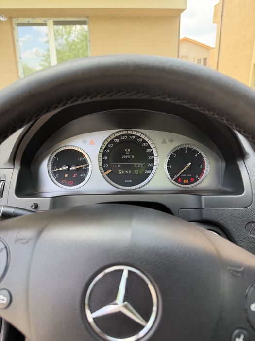 Mercedes-Benz C Class C200 CDI W204 Avantgarde – Automat – 2008