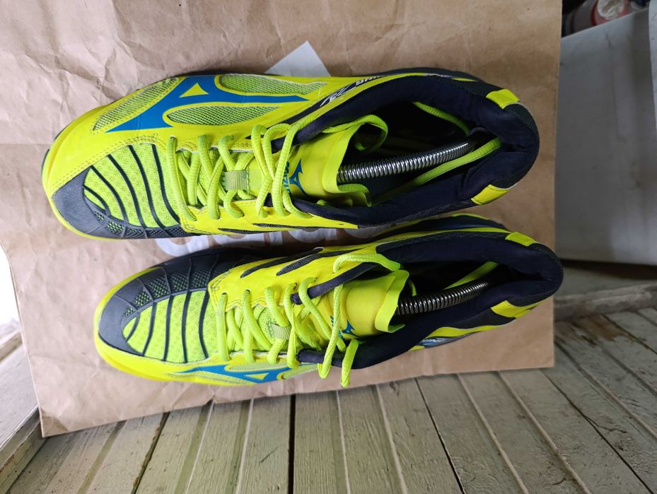 ''Mizuno Wave Lightning Z3''оригинални маратонки 45.5 номер