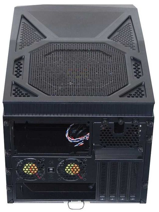 Компьютерный корпус Thermaltake Armor A30