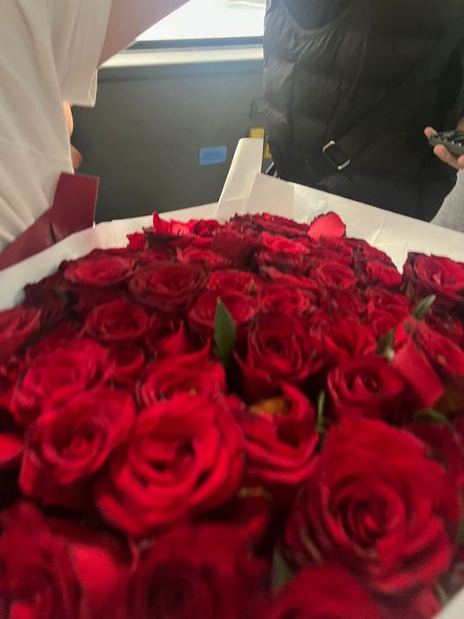 Продается цветы 101шт срочно договпится можем
