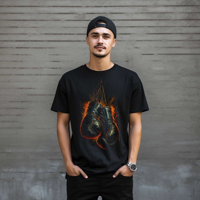 Интересни мъжки тениски в черно