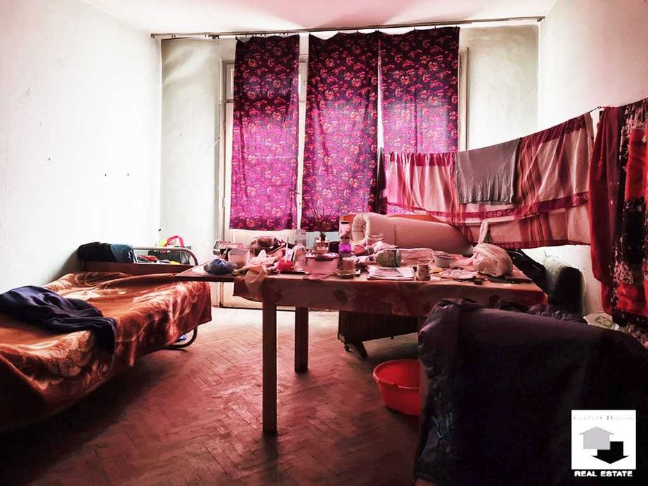 Продава се Тристаен апартамент в Велико Търново, Център - 82 кв.м за 778 €/кв.м - Снимка #1