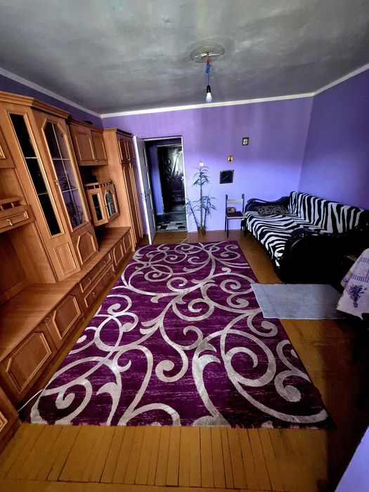 Garsoniera de vânzare