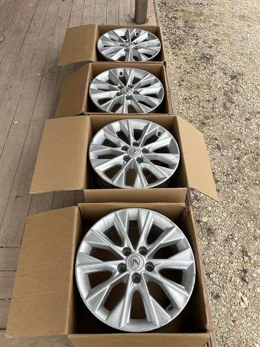 Диски лексус штатный R17