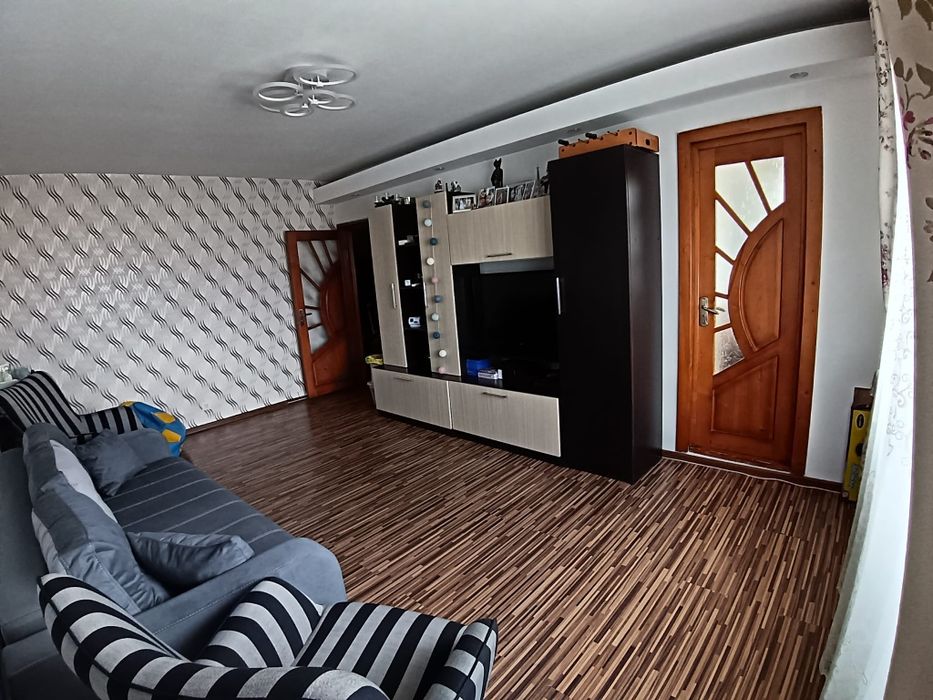 Apartament decomandat 2c