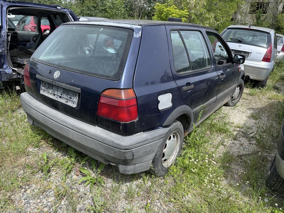 Vw Golf 3 1.9d 65hp 1996г На Части