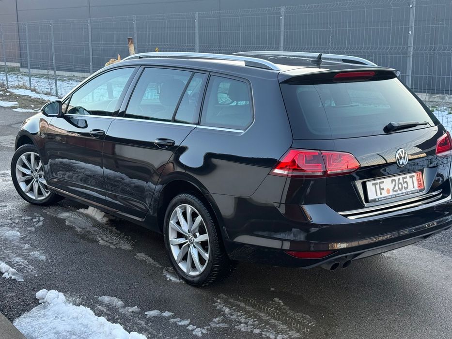 Volkswagen Golf 7 2.0 Diesel/ Automată /Piele ,Navi ,Xenon