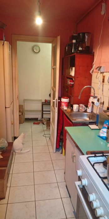 Vând apartament 3 camere zona Gojdu